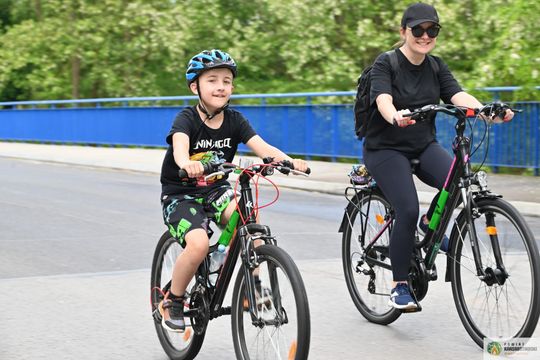 Pow. krasnostawski. Rowerowy Dzień Dziecka w Kraszczadach [GALERIA ZDJĘĆ]