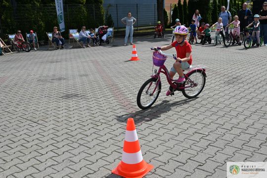 Pow. krasnostawski. Rowerowy Dzień Dziecka w Kraszczadach [GALERIA ZDJĘĆ]