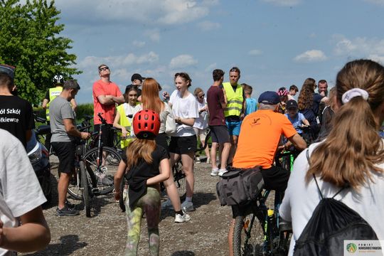 Pow. krasnostawski. Rowerowy Dzień Dziecka w Kraszczadach [GALERIA ZDJĘĆ]