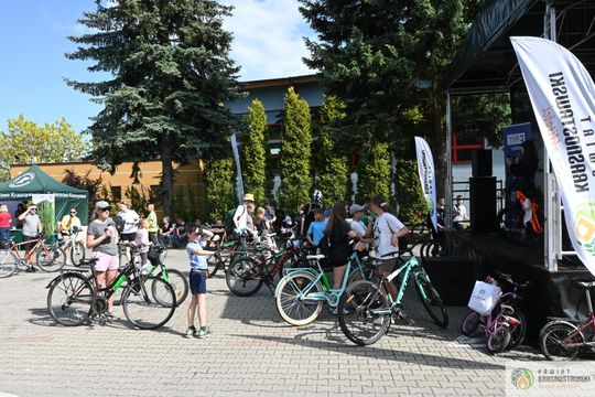 Pow. krasnostawski. Rowerowy Dzień Dziecka w Kraszczadach [GALERIA ZDJĘĆ]