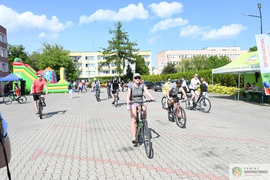Pow. krasnostawski. Rowerowy Dzień Dziecka w Kraszczadach [GALERIA ZDJĘĆ]