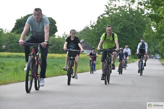 Pow. krasnostawski. Rowerowy Dzień Dziecka w Kraszczadach [GALERIA ZDJĘĆ]