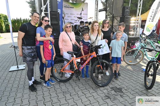 Pow. krasnostawski. Rowerowy Dzień Dziecka w Kraszczadach [GALERIA ZDJĘĆ]