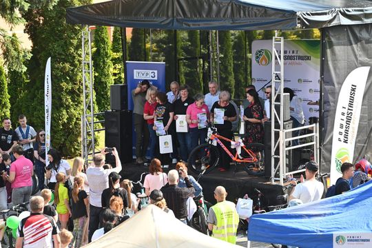 Pow. krasnostawski. Rowerowy Dzień Dziecka w Kraszczadach [GALERIA ZDJĘĆ]