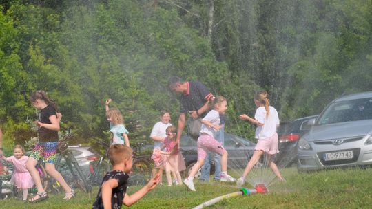 Chełm. Kolorowy Dzień Dziecka w Kumowej Dolinie cz. II [GALERIA ZDJĘĆ]