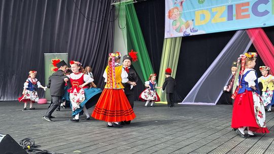 Chełm. Kolorowy Dzień Dziecka w Kumowej Dolinie cz. I [GALERIA ZDJĘĆ]