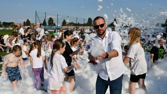 Krasnystaw. Dzień Dziecka z Cersanit - dużo atrakcji i szaleństwo podczas piana party [GALERIA ZDJĘĆ]