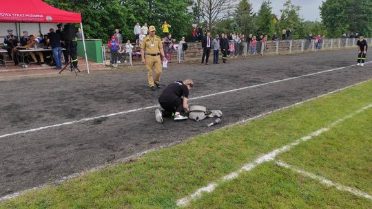 Pow. włodawski. Powiatowe zawody sportowo-pożarnicze młodzieżowych drużyn pożarniczych w Dubecznie [GALERIA ZDJĘĆ]