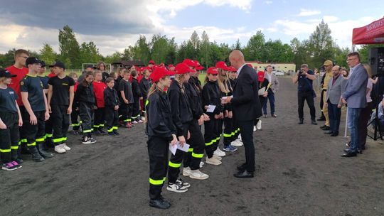 Pow. włodawski. Powiatowe zawody sportowo-pożarnicze młodzieżowych drużyn pożarniczych w Dubecznie [GALERIA ZDJĘĆ]