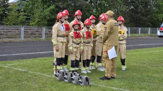 Pow. włodawski. Powiatowe zawody sportowo-pożarnicze młodzieżowych drużyn pożarniczych w Dubecznie [GALERIA ZDJĘĆ]