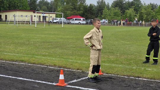 Pow. włodawski. Powiatowe zawody sportowo-pożarnicze młodzieżowych drużyn pożarniczych w Dubecznie [GALERIA ZDJĘĆ]
