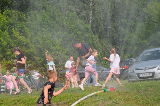 Chełm. Kolorowy Dzień Dziecka w Kumowej Dolinie cz. II [GALERIA ZDJĘĆ]