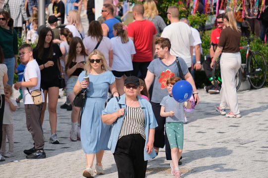 Chełm. Kolorowy Dzień Dziecka w Kumowej Dolinie cz. II [GALERIA ZDJĘĆ]