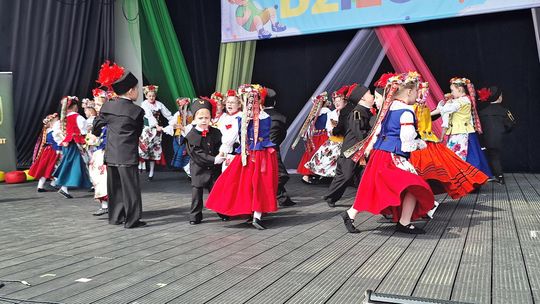 Chełm. Kolorowy Dzień Dziecka w Kumowej Dolinie cz. I [GALERIA ZDJĘĆ]