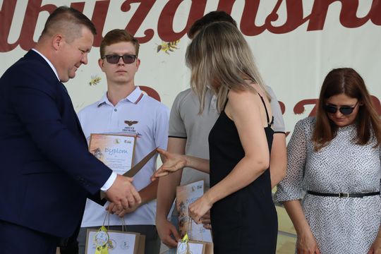 Gmina Chełm. XXVII Nadbużańskie Święto Pszczoły w Okszowie 2025 [GALERIA ZDJĘĆ]