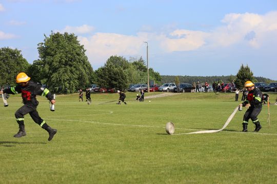 Gminne Zawody Sportowo-Pożarnicze w Leśniowicach [GALERIA ZDJĘĆ]