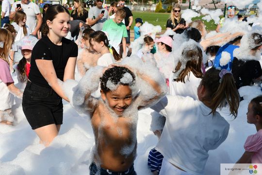 Krasnystaw. Dzień Dziecka z Cersanit - dużo atrakcji i szaleństwo podczas piana party [GALERIA ZDJĘĆ]