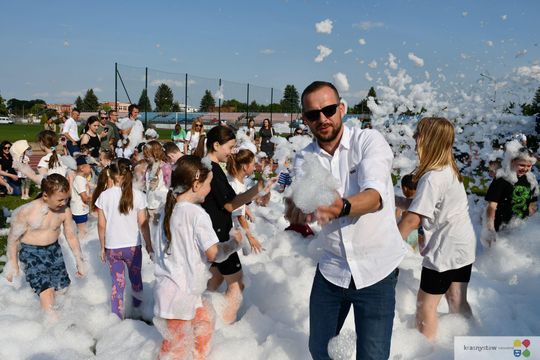 Krasnystaw. Dzień Dziecka z Cersanit - dużo atrakcji i szaleństwo podczas piana party [GALERIA ZDJĘĆ]