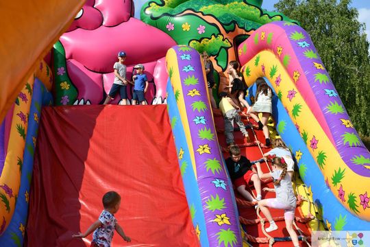 Krasnystaw. Dzień Dziecka z Cersanit - dużo atrakcji i szaleństwo podczas piana party [GALERIA ZDJĘĆ]