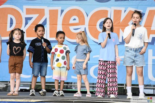 Krasnystaw. Dzień Dziecka z Cersanit - dużo atrakcji i szaleństwo podczas piana party [GALERIA ZDJĘĆ]