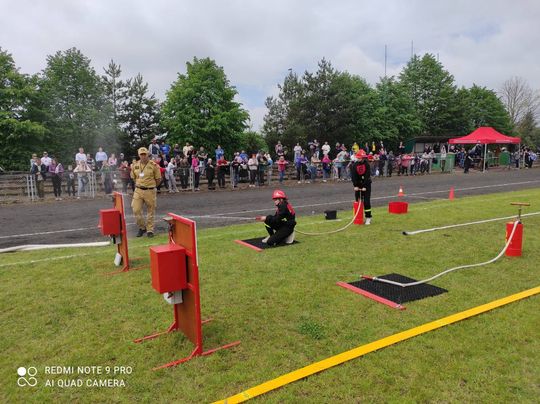 Pow. włodawski. Powiatowe zawody sportowo-pożarnicze młodzieżowych drużyn pożarniczych w Dubecznie [GALERIA ZDJĘĆ]