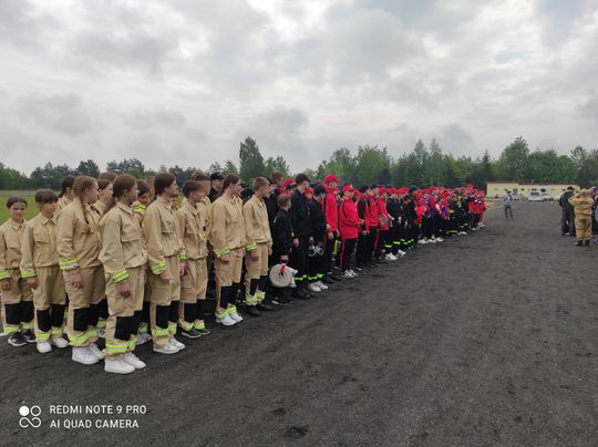 Pow. włodawski. Powiatowe zawody sportowo-pożarnicze młodzieżowych drużyn pożarniczych w Dubecznie [GALERIA ZDJĘĆ]
