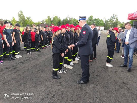 Pow. włodawski. Powiatowe zawody sportowo-pożarnicze młodzieżowych drużyn pożarniczych w Dubecznie [GALERIA ZDJĘĆ]