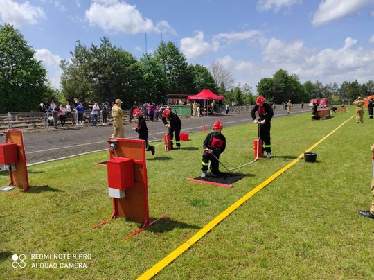 Pow. włodawski. Powiatowe zawody sportowo-pożarnicze młodzieżowych drużyn pożarniczych w Dubecznie [GALERIA ZDJĘĆ]