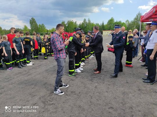 Pow. włodawski. Powiatowe zawody sportowo-pożarnicze młodzieżowych drużyn pożarniczych w Dubecznie [GALERIA ZDJĘĆ]