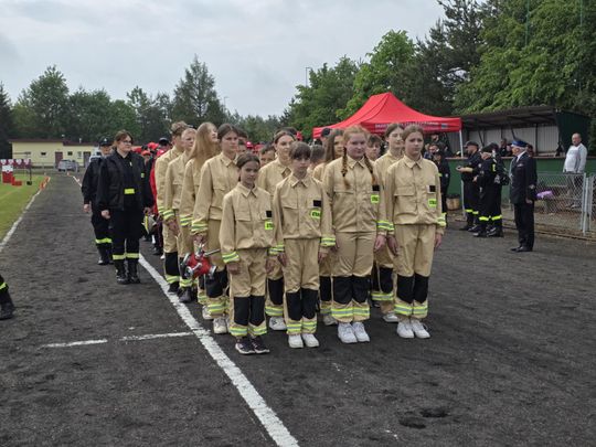 Pow. włodawski. Powiatowe zawody sportowo-pożarnicze młodzieżowych drużyn pożarniczych w Dubecznie [GALERIA ZDJĘĆ]