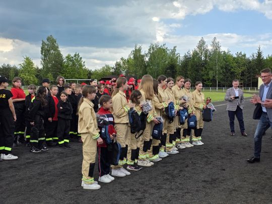 Pow. włodawski. Powiatowe zawody sportowo-pożarnicze młodzieżowych drużyn pożarniczych w Dubecznie [GALERIA ZDJĘĆ]