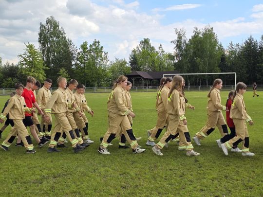 Pow. włodawski. Powiatowe zawody sportowo-pożarnicze młodzieżowych drużyn pożarniczych w Dubecznie [GALERIA ZDJĘĆ]