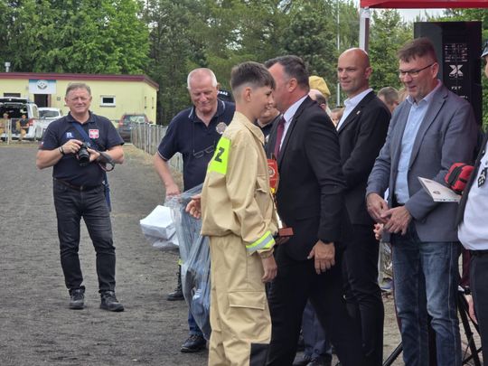 Pow. włodawski. Powiatowe zawody sportowo-pożarnicze młodzieżowych drużyn pożarniczych w Dubecznie [GALERIA ZDJĘĆ]