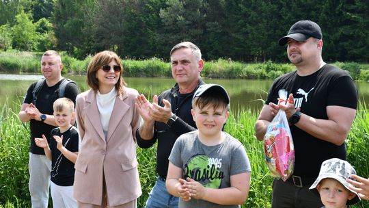 Krasnystaw. Wędkowali po raz 45. z okazji Dnia Dziecka [GALERIA ZDJĘĆ]