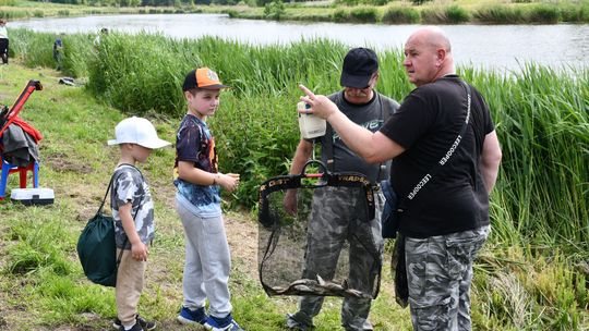 Krasnystaw. Wędkowali po raz 45. z okazji Dnia Dziecka [GALERIA ZDJĘĆ]