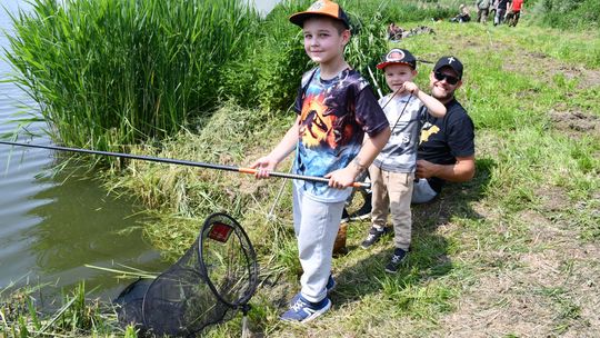 Krasnystaw. Wędkowali po raz 45. z okazji Dnia Dziecka [GALERIA ZDJĘĆ]