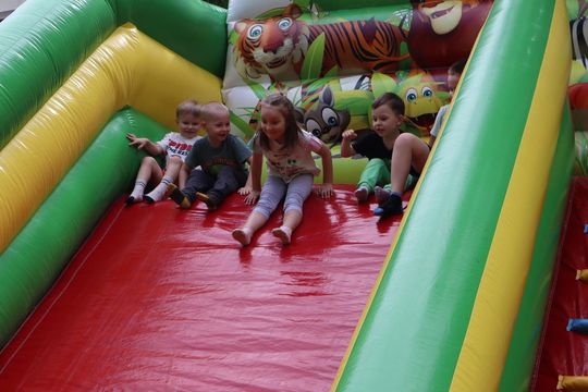 Chełm. Radosny Dzień Dziecka w Przedszkolu Miejskim nr 15 [GALERIA ZDJĘĆ]