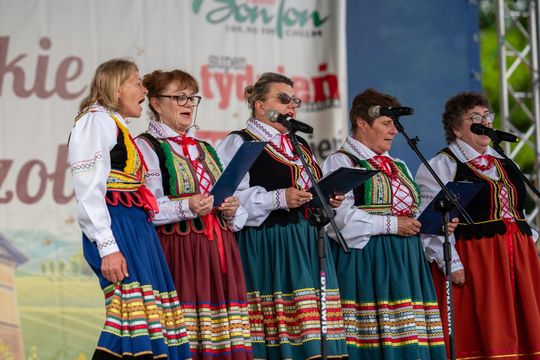 Gmina Chełm. XXVII Nadbużańskie Święto Pszczoły w Okszowie 2025 cz. II [GALERIA ZDJĘĆ]