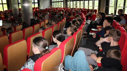 Mariusz Marcyniak (ChKS Chełm) i Michał Kobiałka (Chełmianka Chełm) spotkali się z fanami w bibliotece [GALERIA ZDJĘĆ]