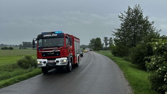 Wypadek w ulewnym deszczu. Życia nauczycielki nie udało się uratować [ZDJĘCIA]