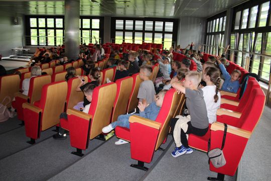 Mariusz Marcyniak (ChKS Chełm) i Michał Kobiałka (Chełmianka Chełm) spotkali się z fanami w bibliotece [GALERIA ZDJĘĆ]