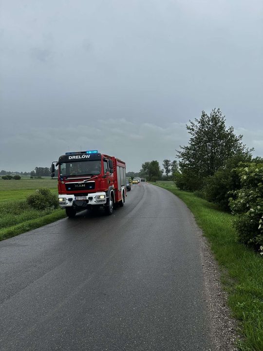 Wypadek w ulewnym deszczu. Życia nauczycielki nie udało się uratować [ZDJĘCIA]