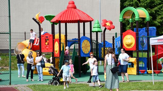Krasnystaw. Rodzinny Piknik w Publicznej Szkole Podstawowej nr 4 „W rodzinie siła” [GALERIA ZDJĘĆ]