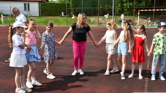 Krasnystaw. Rodzinny Piknik w Publicznej Szkole Podstawowej nr 4 „W rodzinie siła” [GALERIA ZDJĘĆ]