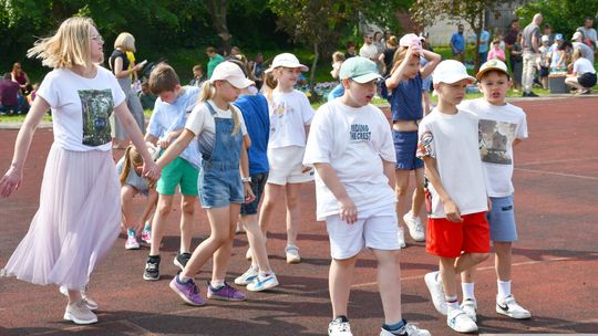 Krasnystaw. Rodzinny Piknik w Publicznej Szkole Podstawowej nr 4 „W rodzinie siła” [GALERIA ZDJĘĆ]