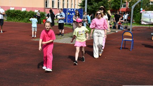 Krasnystaw. Rodzinny Piknik w Publicznej Szkole Podstawowej nr 4 „W rodzinie siła” [GALERIA ZDJĘĆ]