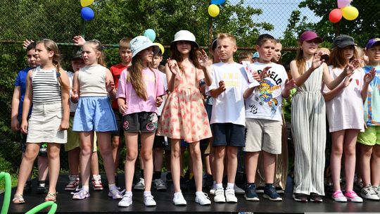 Krasnystaw. Rodzinny Piknik w Publicznej Szkole Podstawowej nr 4 „W rodzinie siła” [GALERIA ZDJĘĆ]