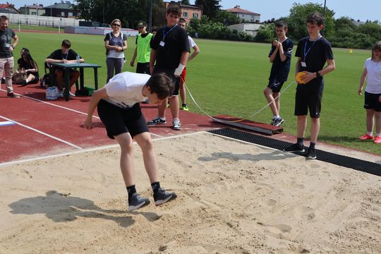 Chełm. XI Miejska Integracyjna Spartakiada Dzieci i Młodzieży [GALERIA ZDJĘĆ]