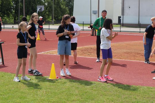 Chełm. XI Miejska Integracyjna Spartakiada Dzieci i Młodzieży [GALERIA ZDJĘĆ]