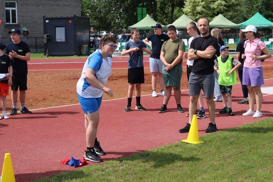 Chełm. XI Miejska Integracyjna Spartakiada Dzieci i Młodzieży [GALERIA ZDJĘĆ]